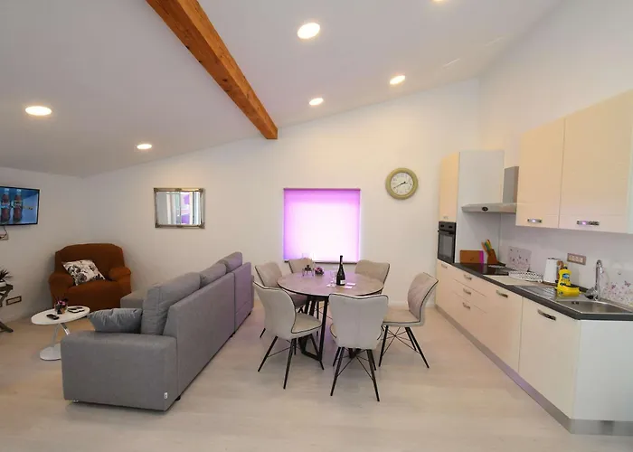 Appartamento With Parking Space Rijeka - 23345 Viskovo